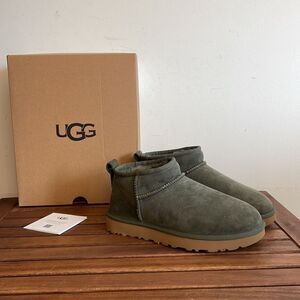 UGG Classic Ultra Mini Forest Night Women Size 6